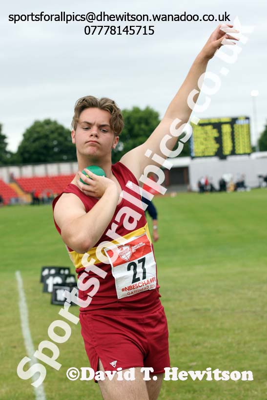 Junior boys shot, English Schools Track and Field. Photo: David T. Hewitson/Sports for All Pics